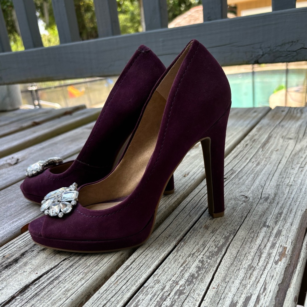 Jessica Simpson Eggplant Pump